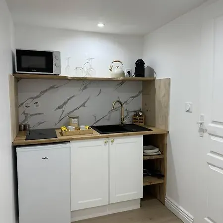 Bel Rez-de-chaussée Apartamento *